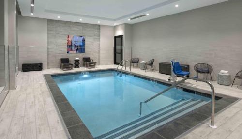 Holiday Inn Express - Boston Logan Airport - Revere by IHG