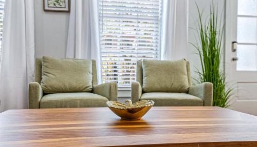 Stunning 4BR-5BR near French Quarter Homes by Hosteeva