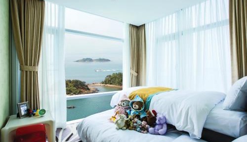 Hidden Bay Hotel