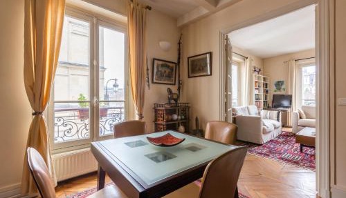Veeve - Quai aux Fleurs Apartment
