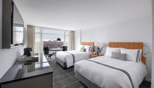 The Colonnade Hotel