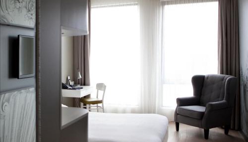 Skotel Amsterdam, Hotelschool The Hague