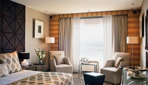 Taj Lands End